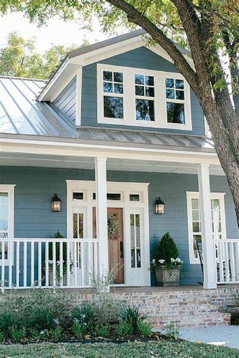 blue roof exterior home ideas